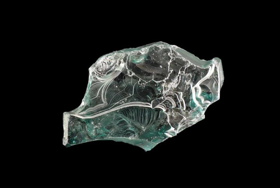 Green Silicon Carbide Under the Microscope